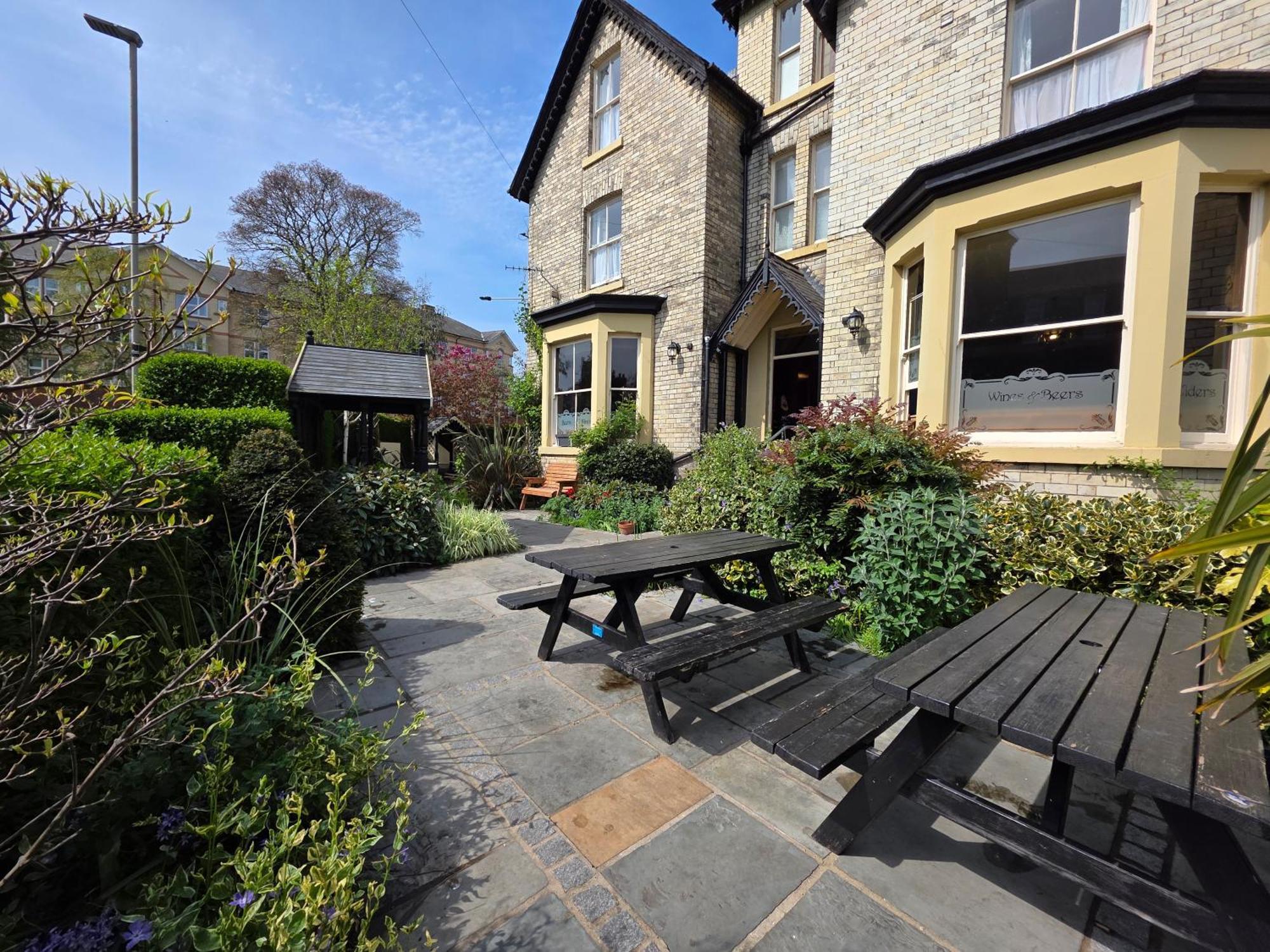 Valley Bar Scarborough Exterior foto